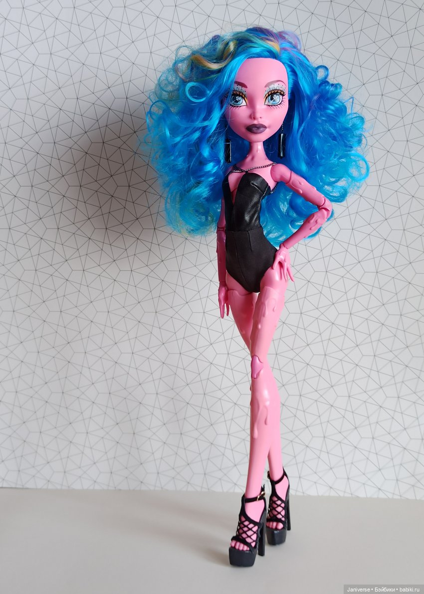 Любимая модель гигантесса Гулиопа Джелингтон, Gooliope Jellington (фото 7)