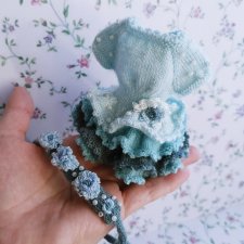 Пироженка 2 .. вяжу куколкам красивые платьица