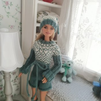 Вяжу куколкам , продолжение