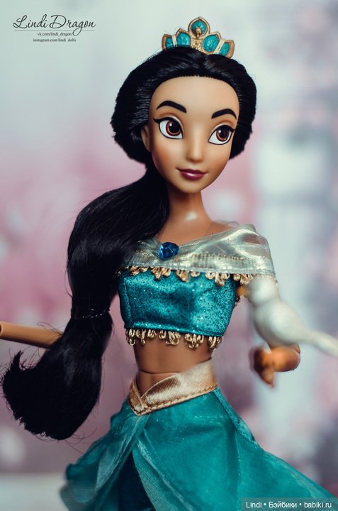 Жасмин — Куклы Disney Animators и Принцессы Диснея: Disney Store (фото 2)
