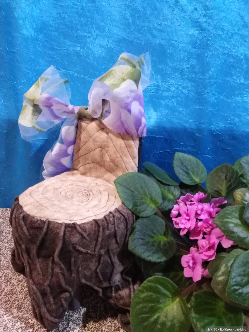 Молодой, весёлый пенёк ищет свою красную шапочку, или мишку, или зайца, или просто путника (фото 2)