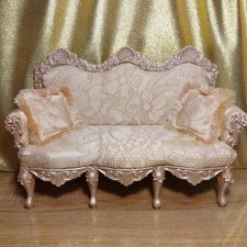 Нежная кушетка, для нежных девочек!