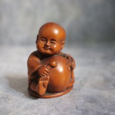 Нэцкэ "Мальчик Карако с персиком". Винтаж, более 50 лет!