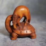 Статуэтка, окимоно "Животные восточного календаря: лошадь на черепахе"