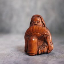 Нэцкэ "Гейша с веером"