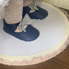 Подставка стенд для больших кукол