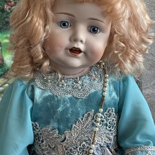 Реплика антикварной куклы J.D Kestner 247