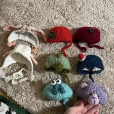 Лотом 8 шапочек для Паола Рейна