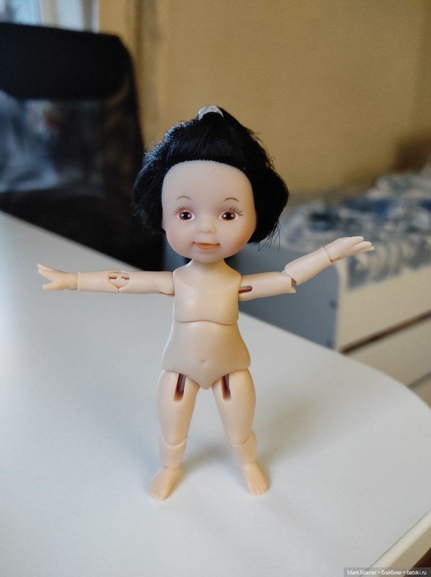 А Ваша Еви так умеет — Куклы Simba: Еви (Evi) и Штеффи (Steffi Love) (фото 3)