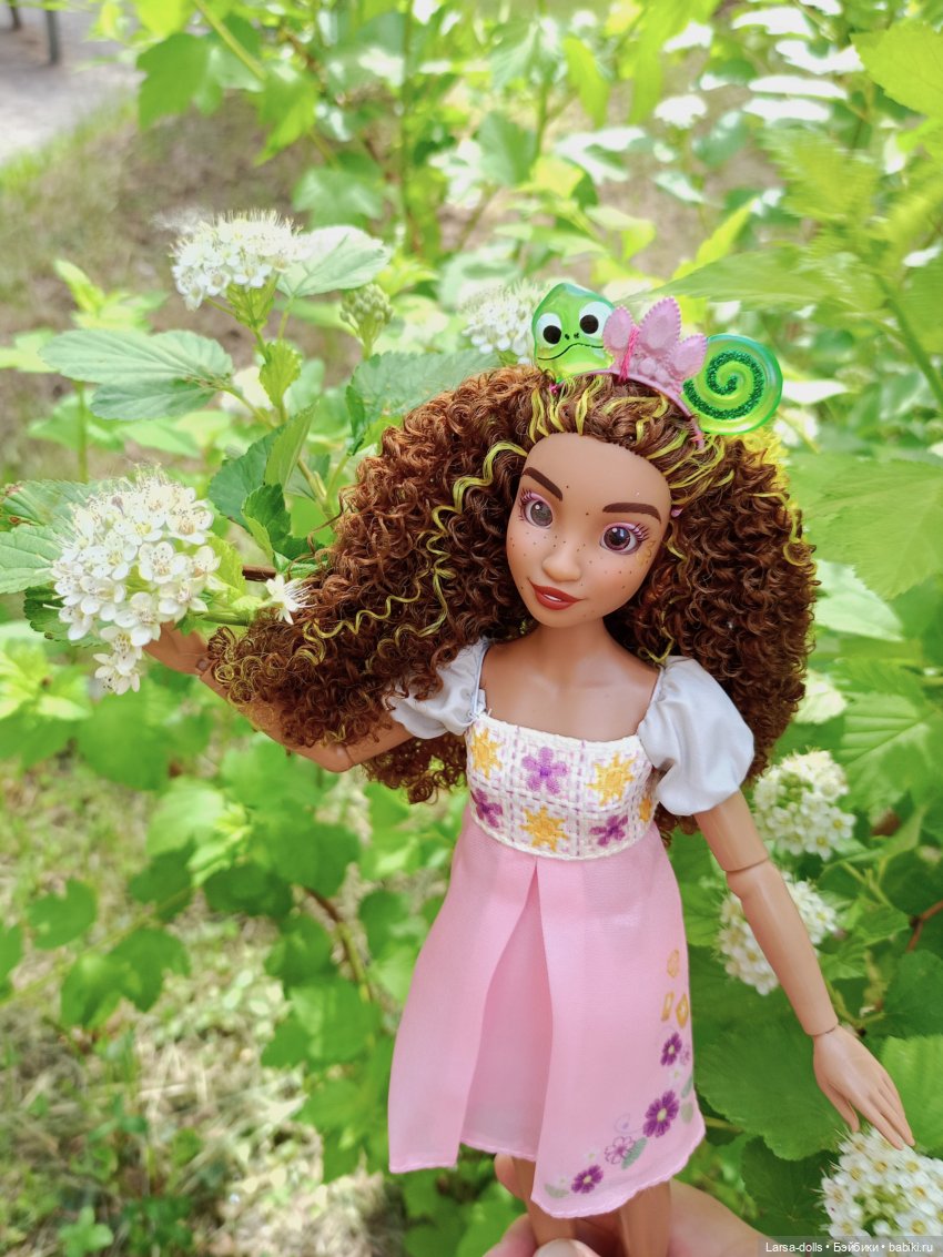 Дисней Фанатка Рапунцель — Куклы Disney Animators и Принцессы Диснея: Disney Store (фото 4)