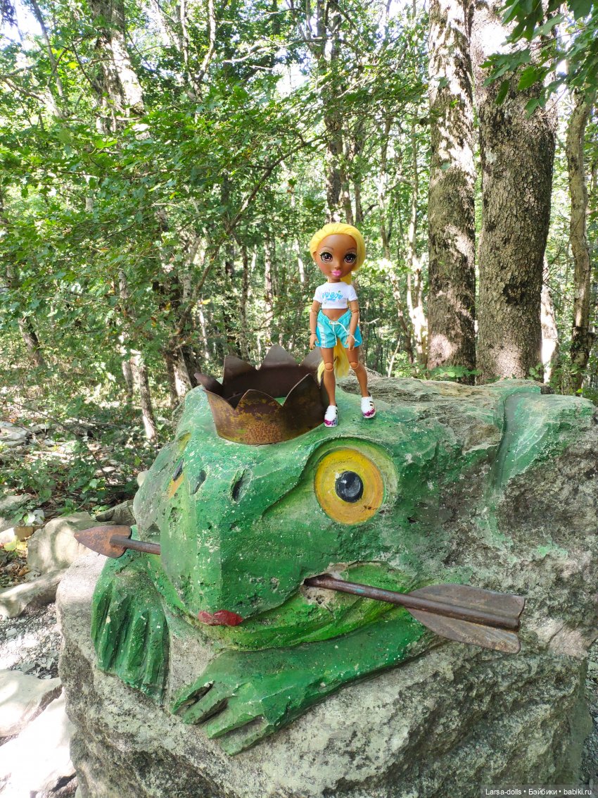 Прогулка с Санни на канатной дороге в Геленджике (фото 7)