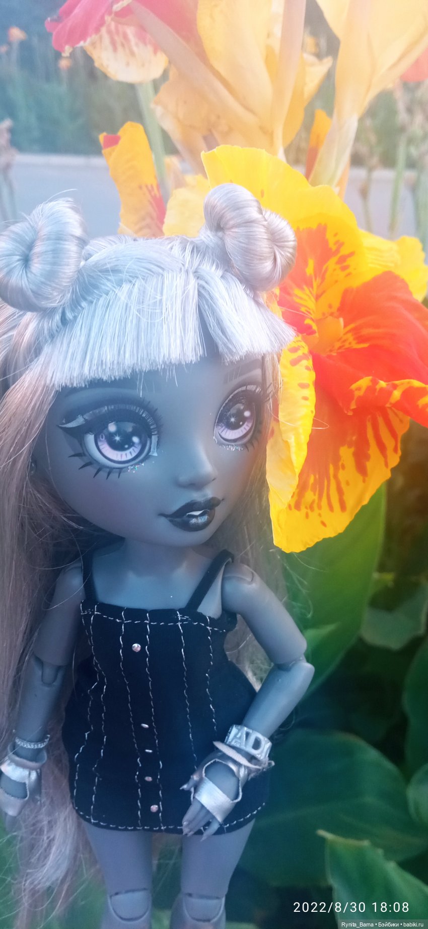 Прекрасная Луна среди бела дня | Бэйбики Прекрасная Луна среди бела дня