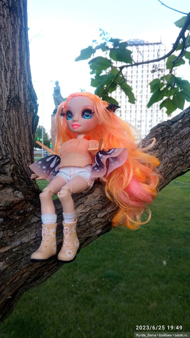 Малышка Поппи на прогулке (фото 3)