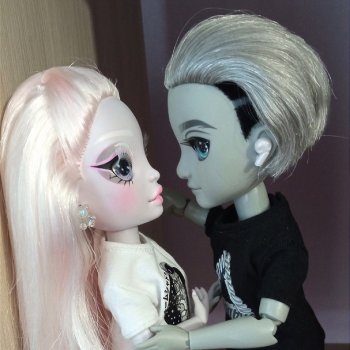 Эш и Карла 💕