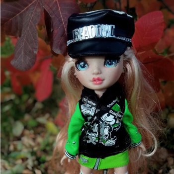 Вики на прогулке🍁