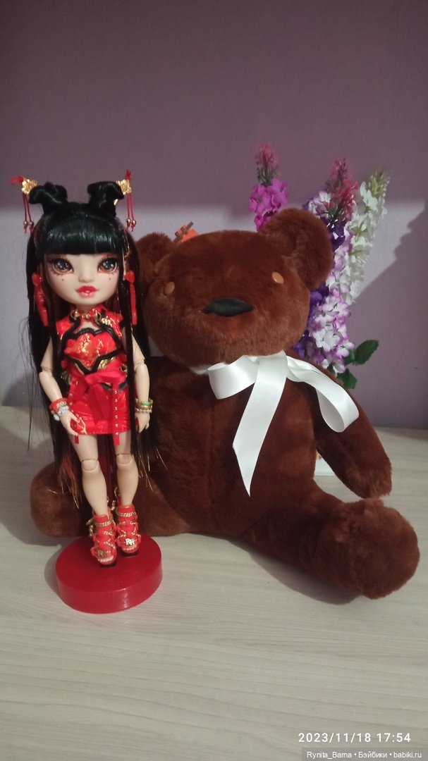 Подарки на день рождения. Азиатская красавица Лили Ченг и плюшевый мишка ❤🐻