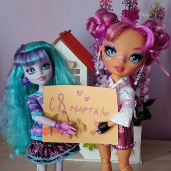 Яркая Лила Ямамото и Милая Твайла (С 8 марта!)🌸🌼🌷