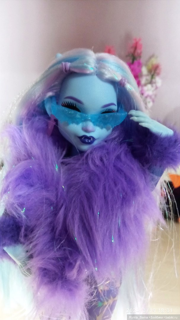 Шикарная Эбби Боминейбл ❄🩵❤ (фото 10)
