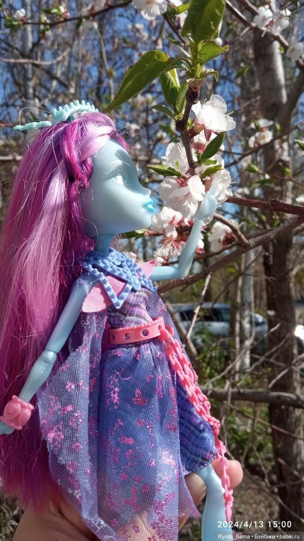 Девочка без лица: прелестная Киеми Хантерли 💜🌸