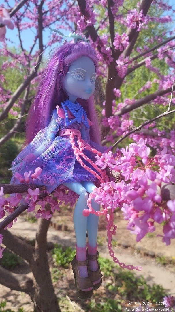 Девочка без лица: прелестная Киеми Хантерли 💜🌸 (фото 2)