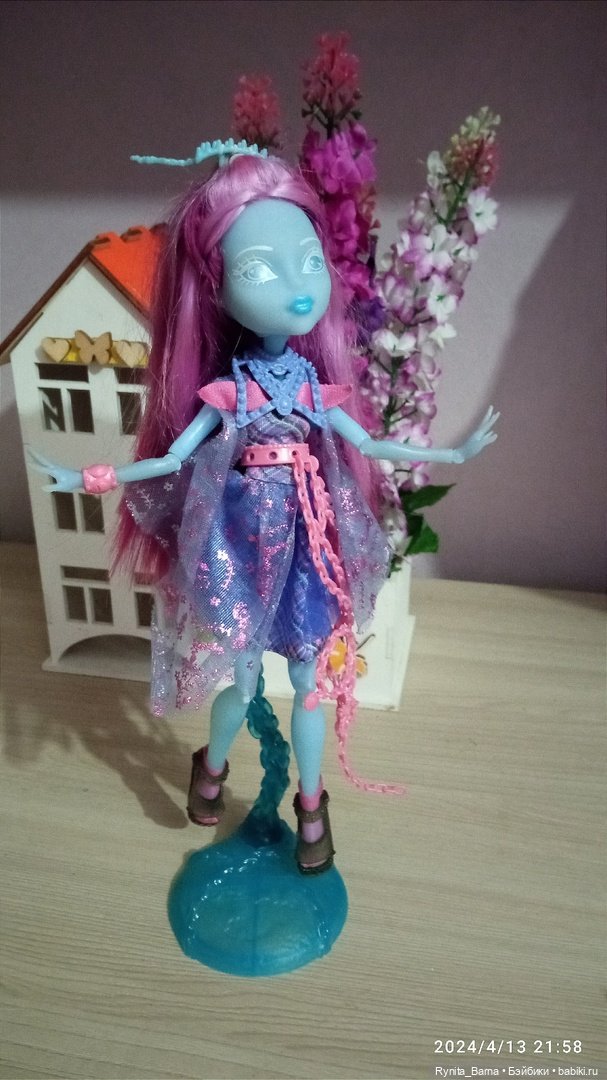 Девочка без лица: прелестная Киеми Хантерли 💜🌸