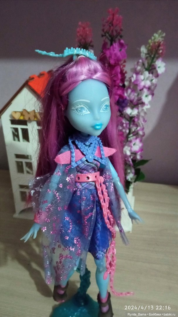 Девочка без лица: прелестная Киеми Хантерли 💜🌸