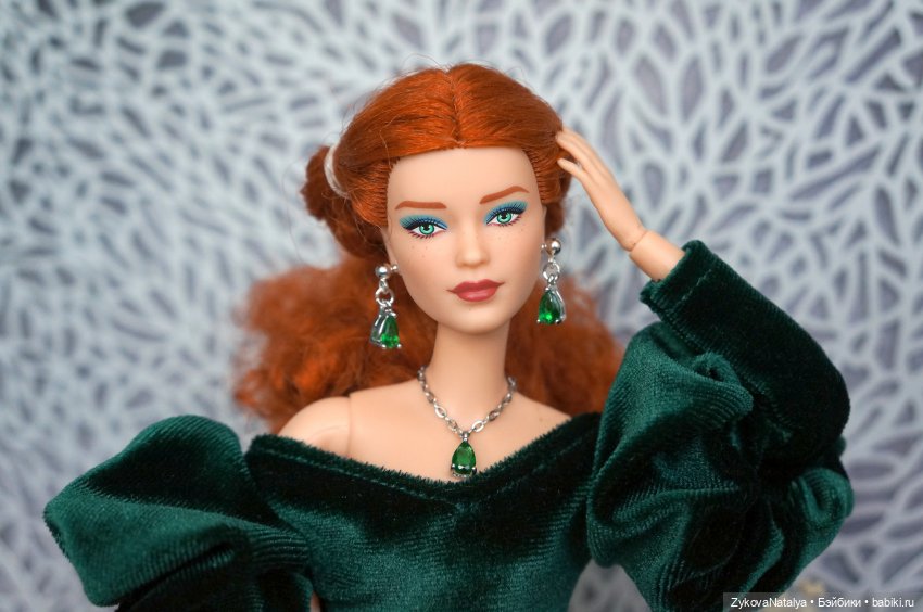 Дама с изумрудами — Куклы Barbie (Барби): Looks (фото 3)