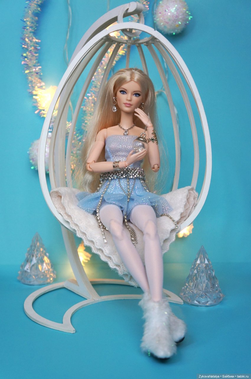 Снежная дева — Куклы Barbie (Барби): Looks (фото 4)