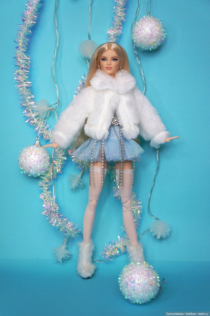 Снежная дева — Куклы Barbie (Барби): Looks (фото 5)