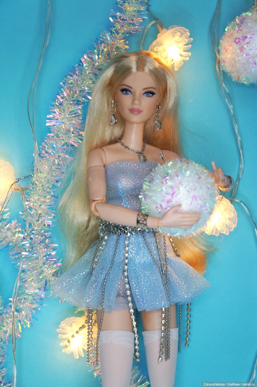 Снежная дева — Куклы Barbie (Барби): Looks (фото 9)