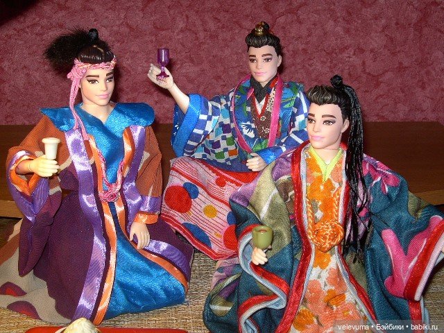 Ночные бабочки старого Эдо - кто они