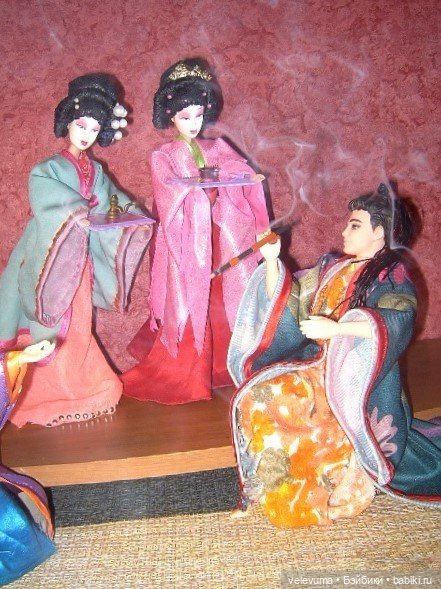 Ночные бабочки старого Эдо - кто они