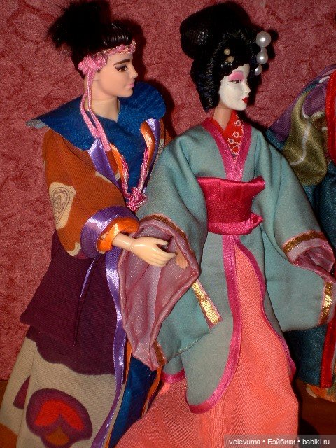 Ночные бабочки старого Эдо - кто они