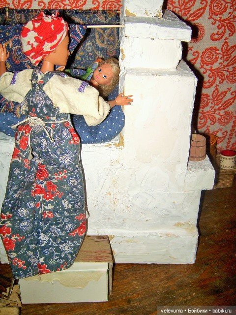 Как у нас в печурочке золотые чурочки