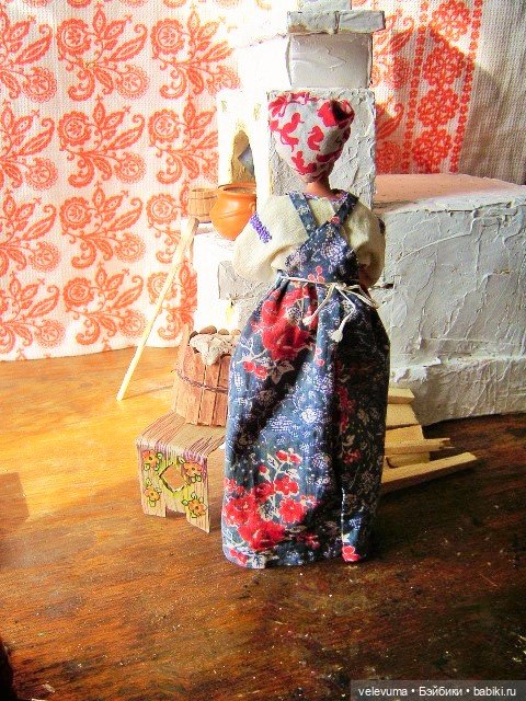 Как у нас в печурочке золотые чурочки