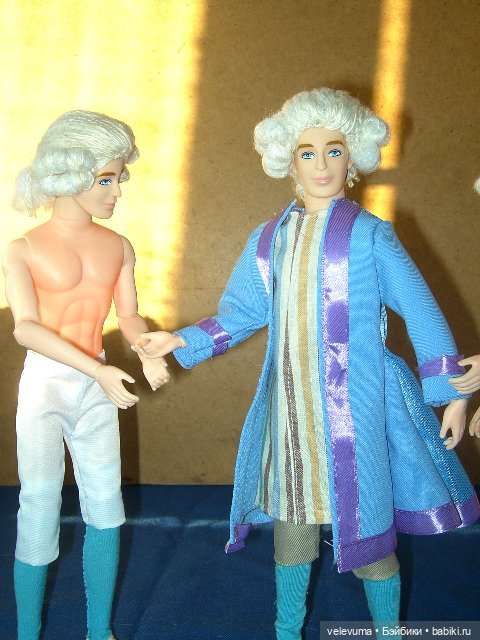 Белые парики для зимнего бала