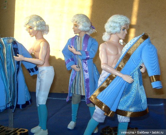 Белые парики для зимнего бала