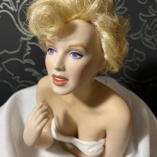 Просвещается 95 летию Мерлин Монро