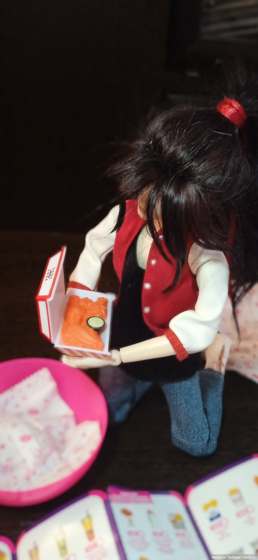 Zuru mini Brends: foodie. Что внутри