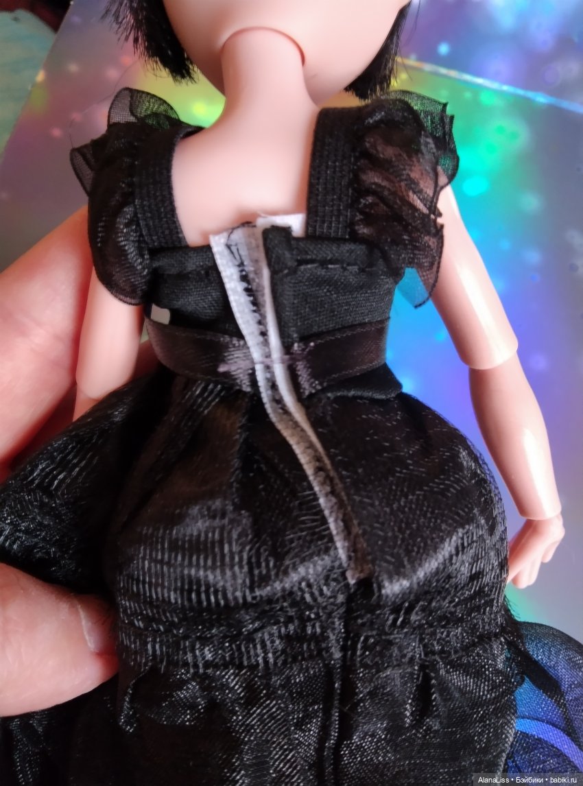 Ещё одна вариация Уэнсдей (фото 5)