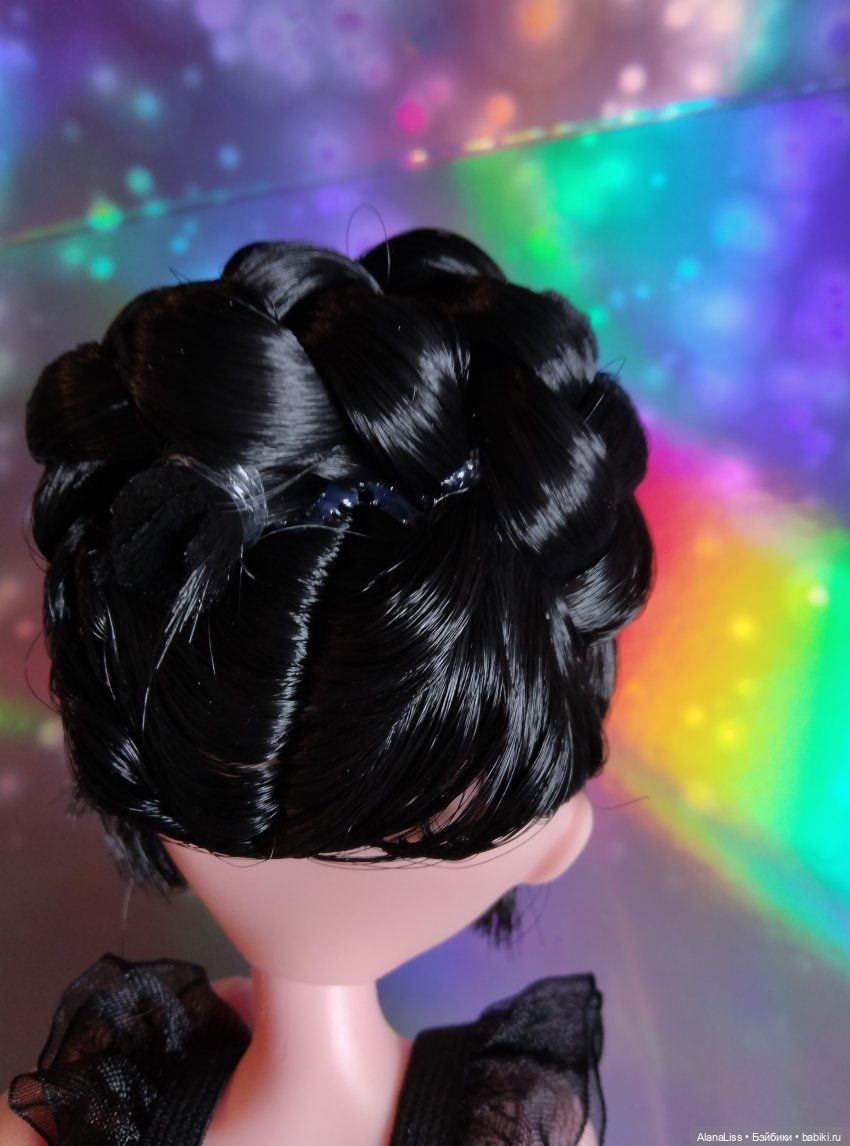 Ещё одна вариация Уэнсдей (фото 6)