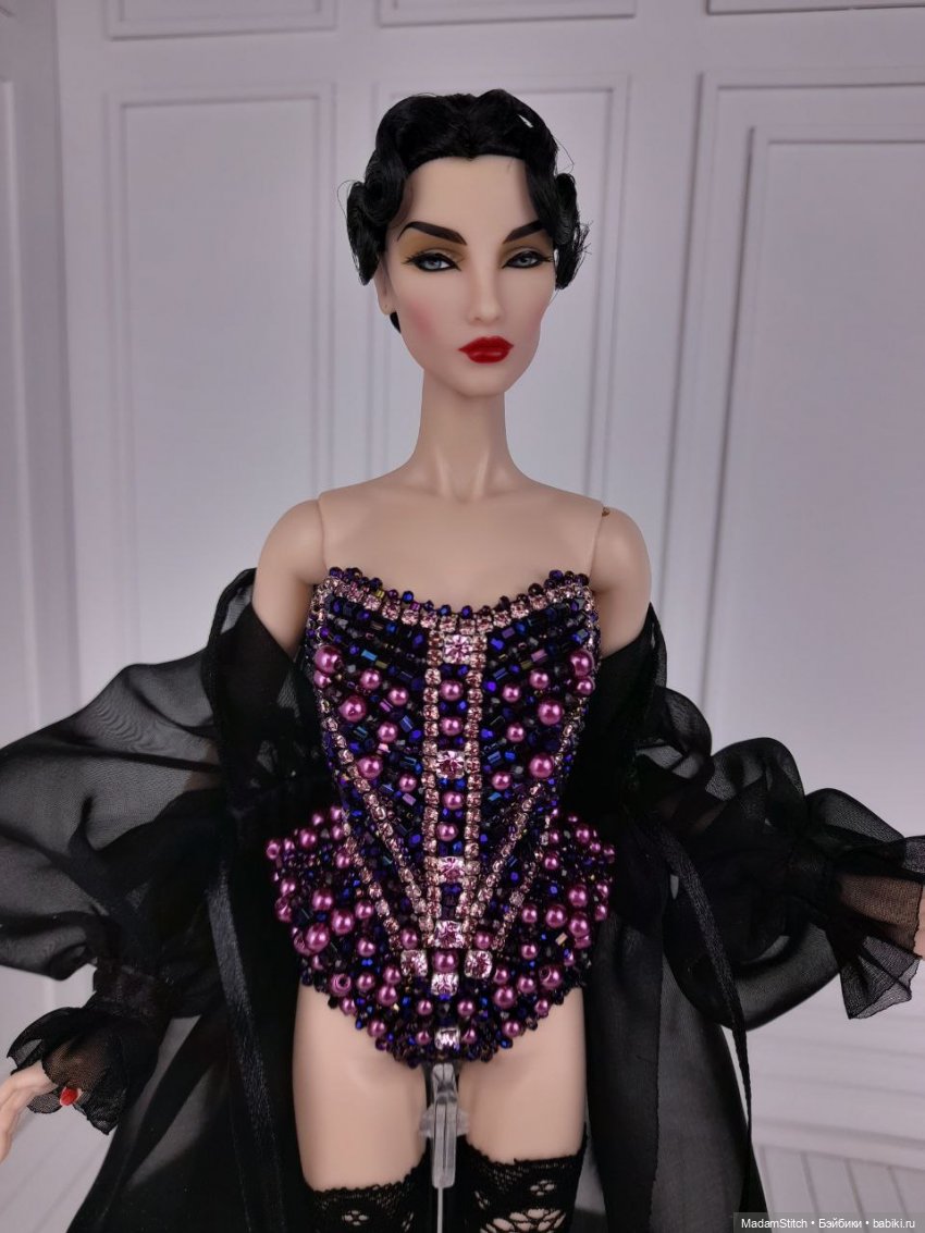 Маленькая история, как я вышивала боди бисером