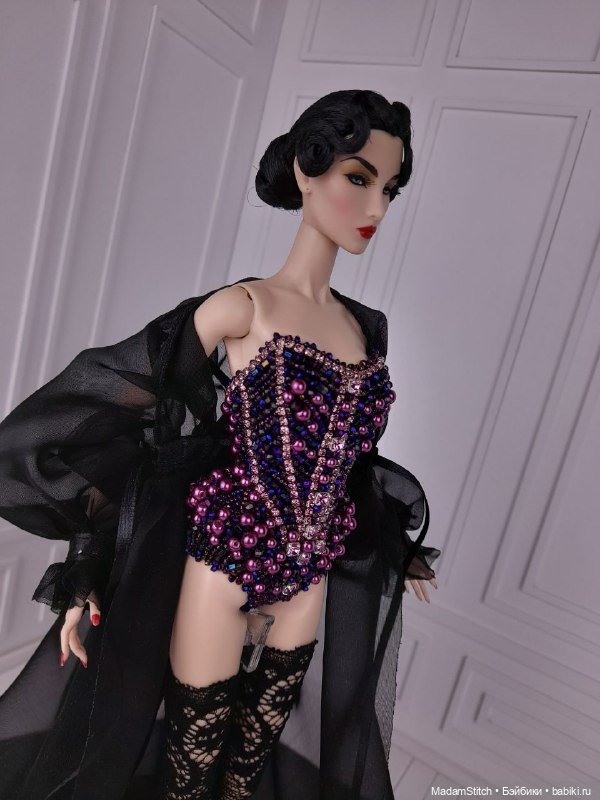 Маленькая история, как я вышивала боди бисером