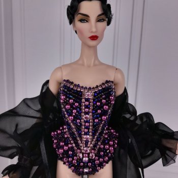 Маленькая история, как я вышивала боди бисером