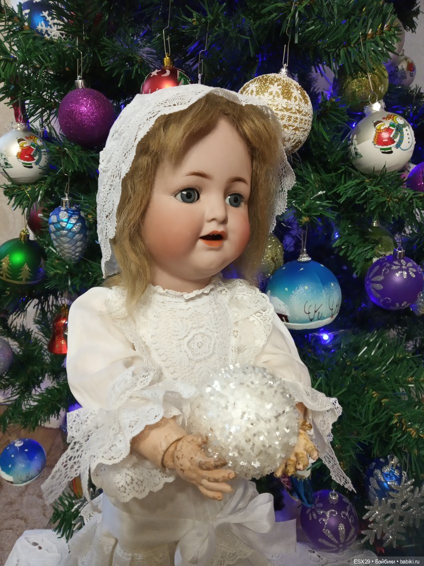 Наряды для антикварных и винтажных кукол