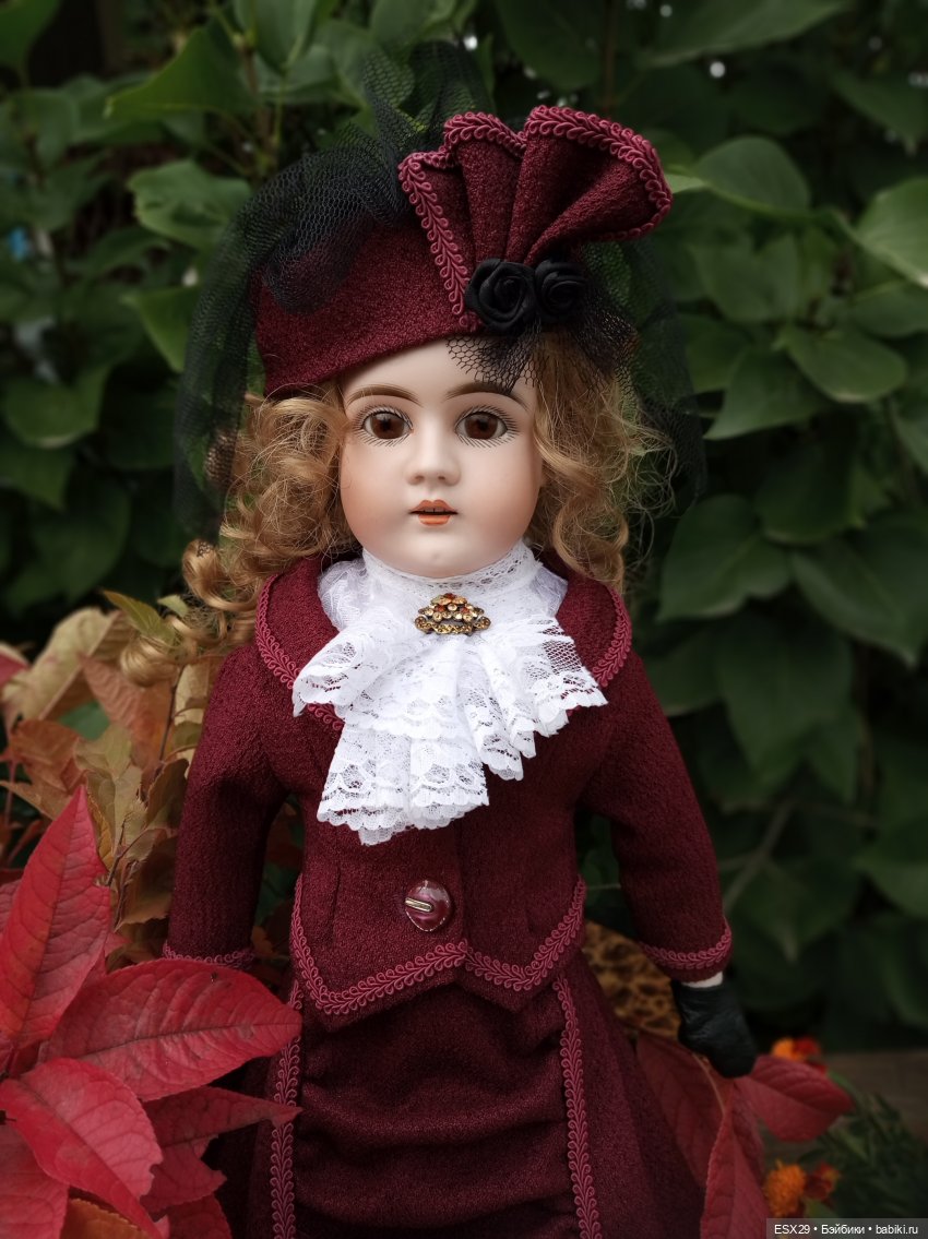 Наряды для антикварных и винтажных кукол