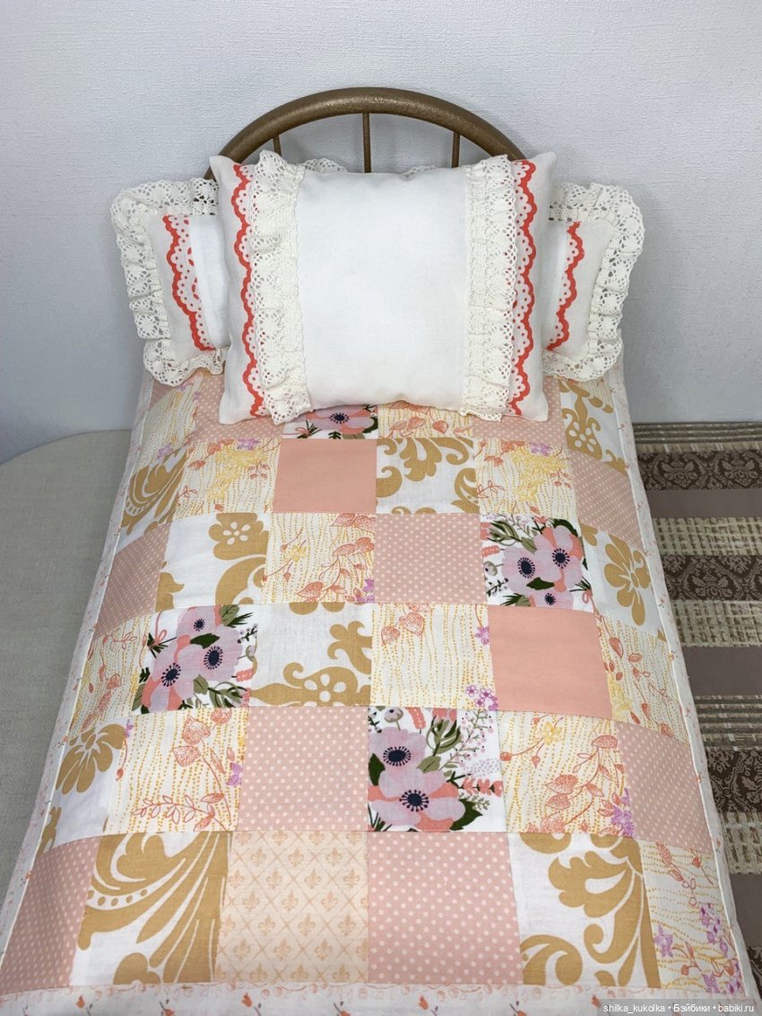 Одинокие подушки — Аксессуары для кукол своими руками: идеи (фото 4)