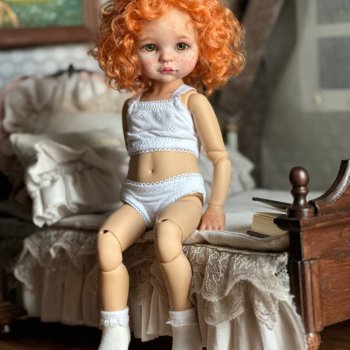 Постель для изысканной кукольной спальни