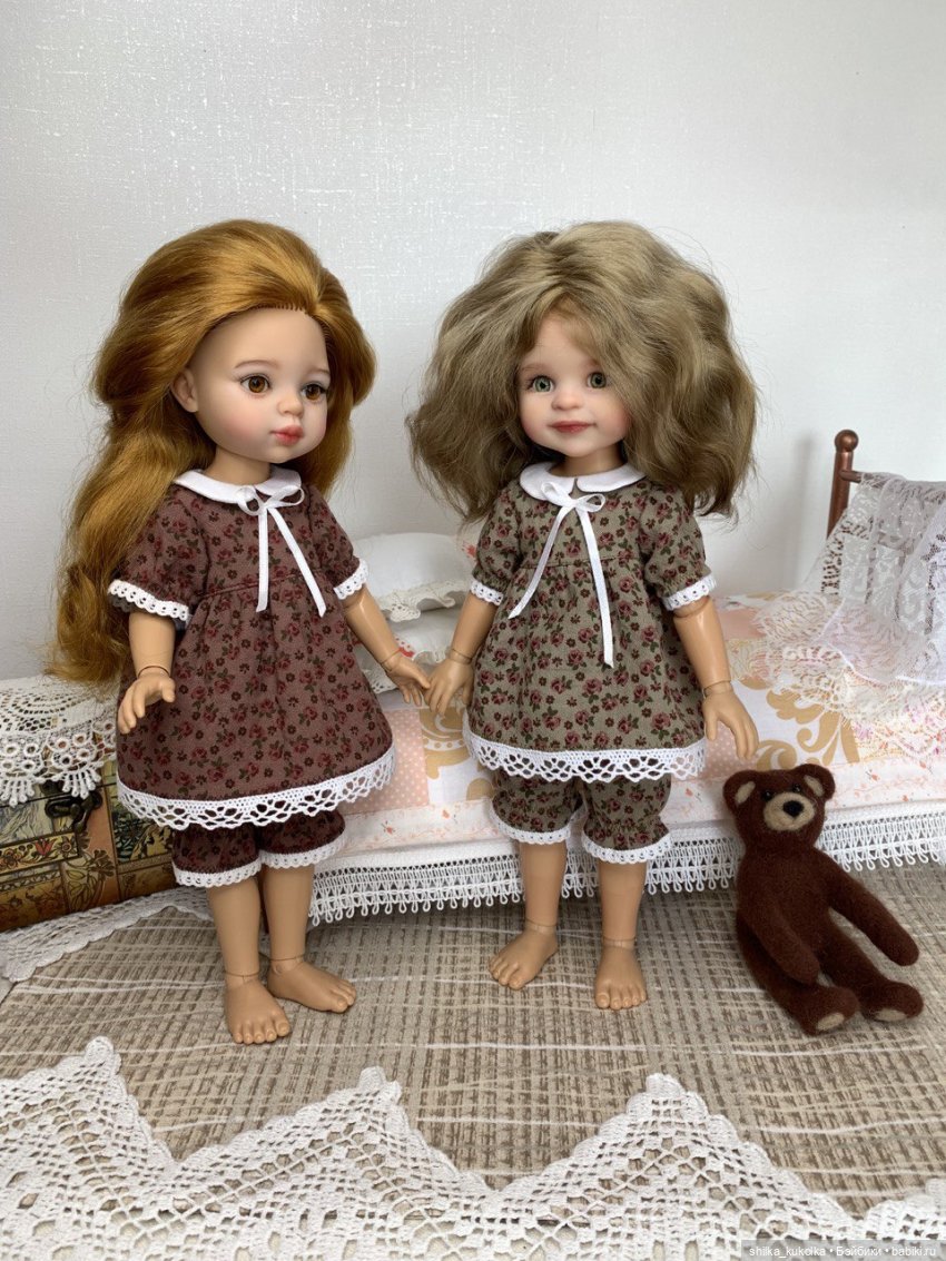 Одежда для двух Паолок - сестрёнок