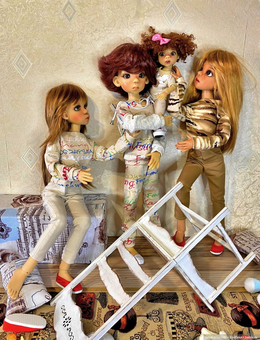 Посидеть с сестренкой | Бэйбики Посидеть с сестренкой — Куклы Kaye Wiggs (Кайе Виггс): авторские BJD (БЖД)